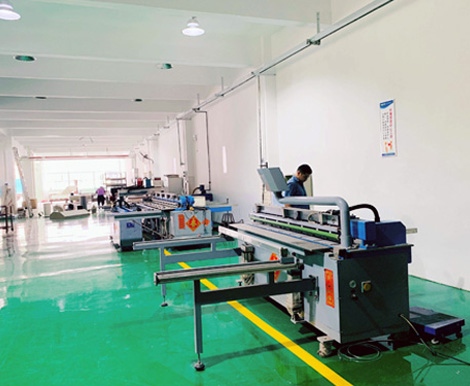 電鍍?cè)O(shè)備車間 電鍍?cè)O(shè)備車間